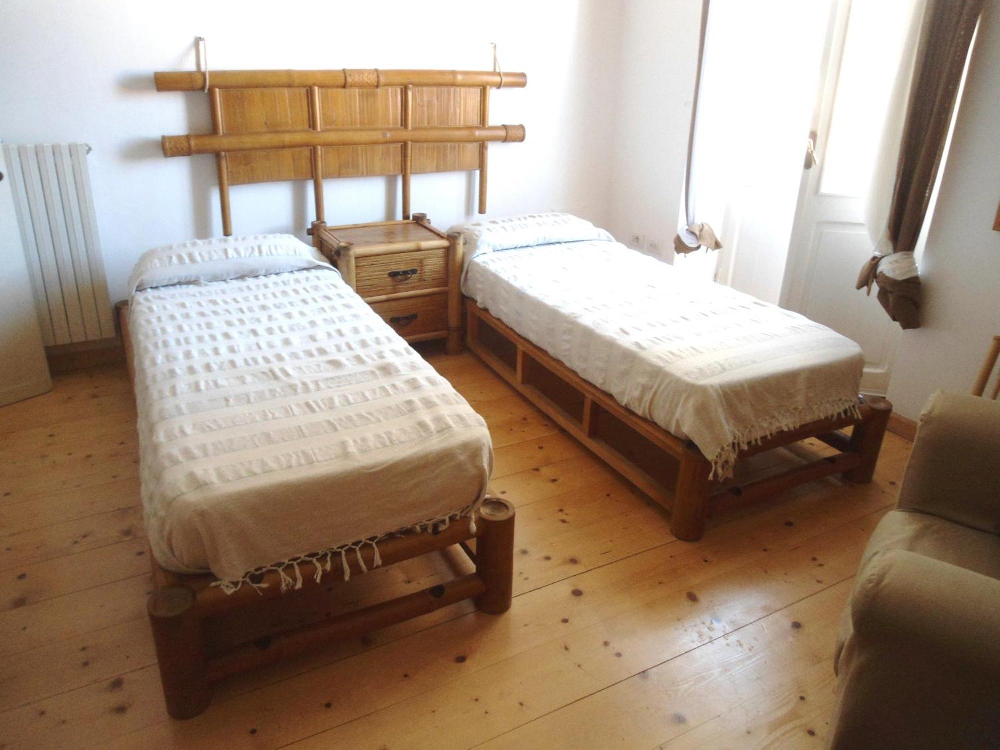 B&B Le Finestre Su Via Cavour Сассари Номер фото