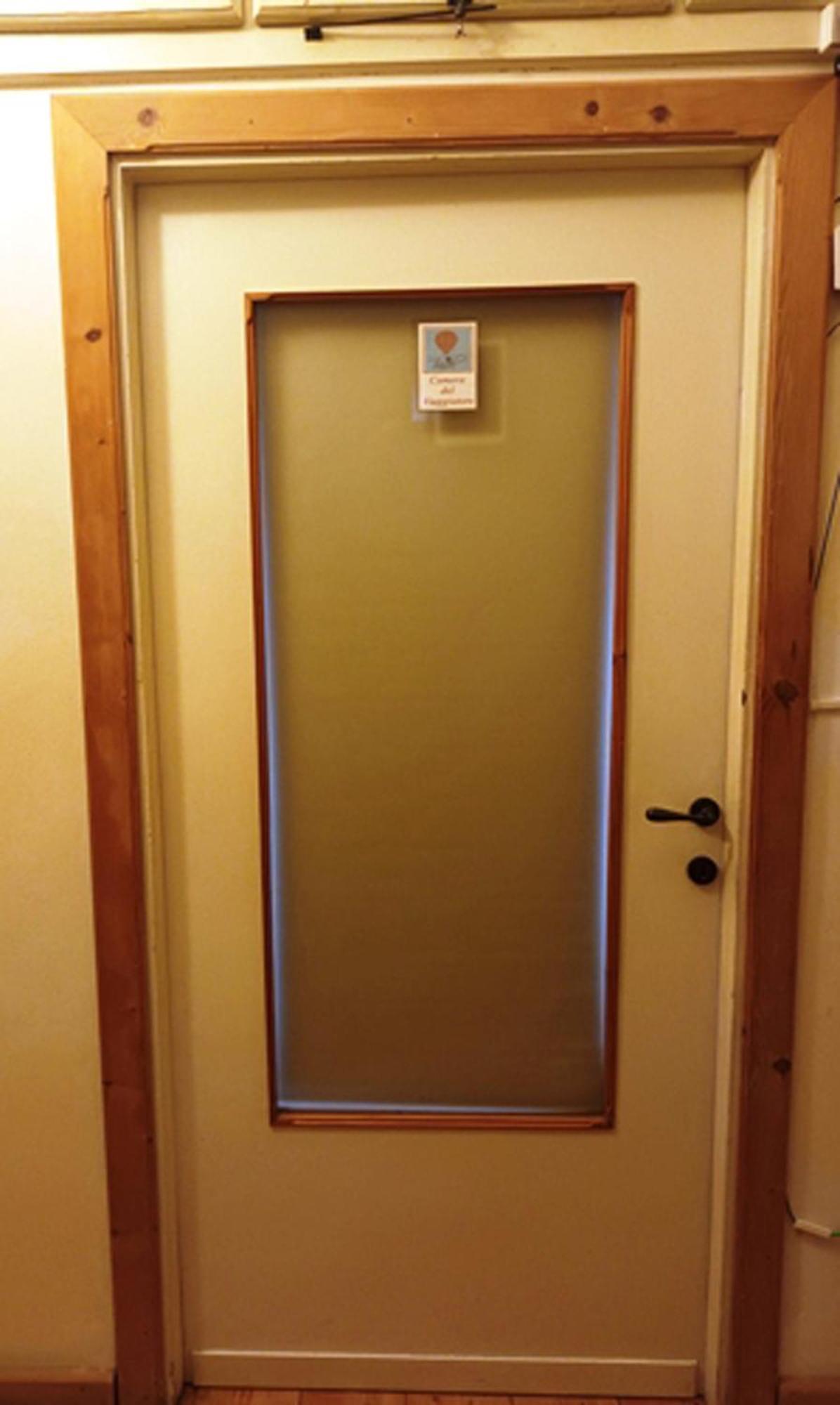 B&B Le Finestre Su Via Cavour Сассари Номер фото